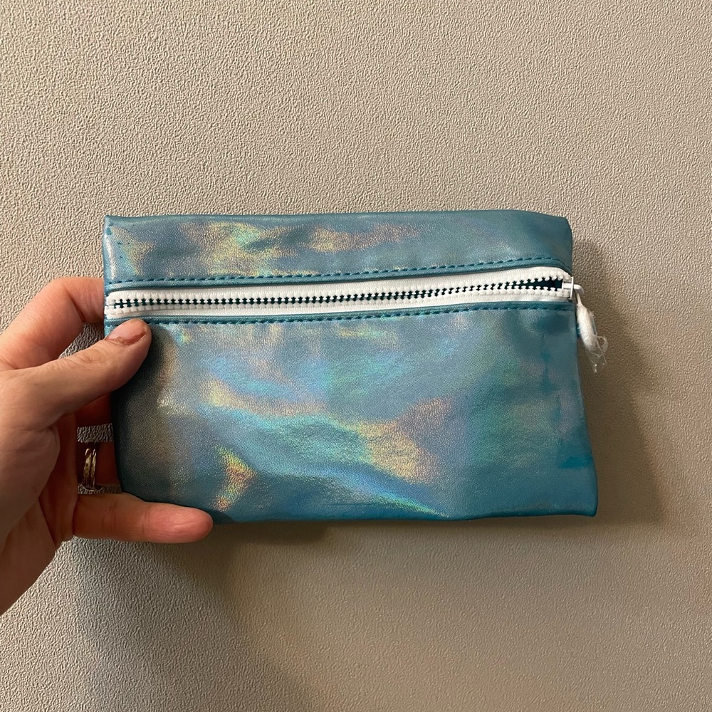 FREE WITH 5/$25 MAKEUP PURCHASE! Ipsy Shimmering Teal Pouch with White Zipper